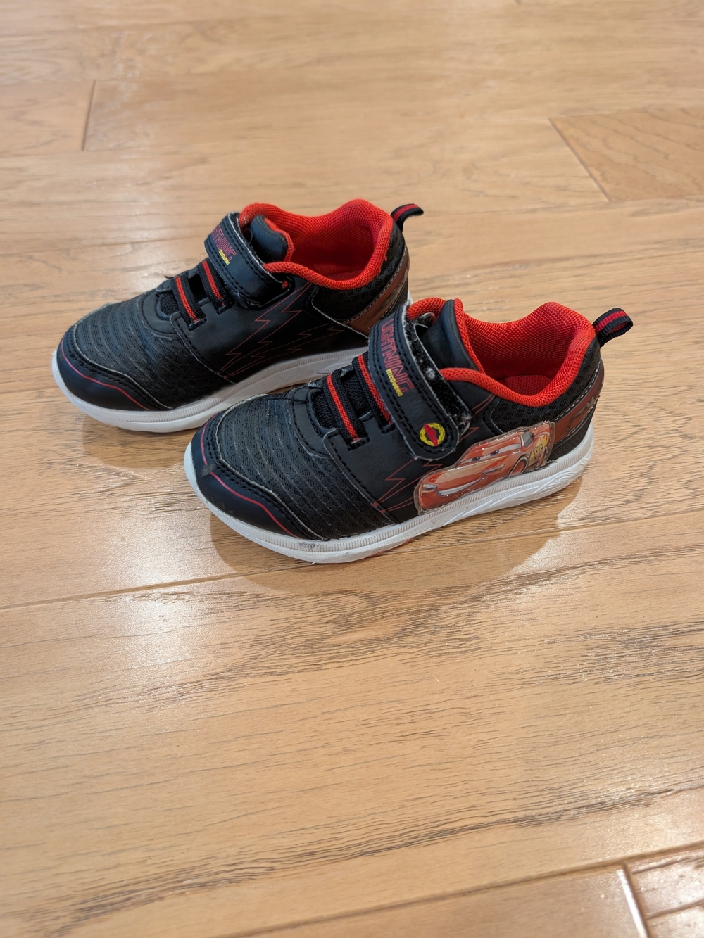 Kids 9 Black & Red Lightning Kids Sneakers with Race Car Graphic